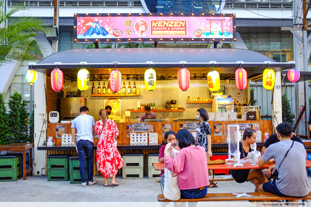 Jodd Fairs Is Bangkok S New Train Night Market With Food Vendors