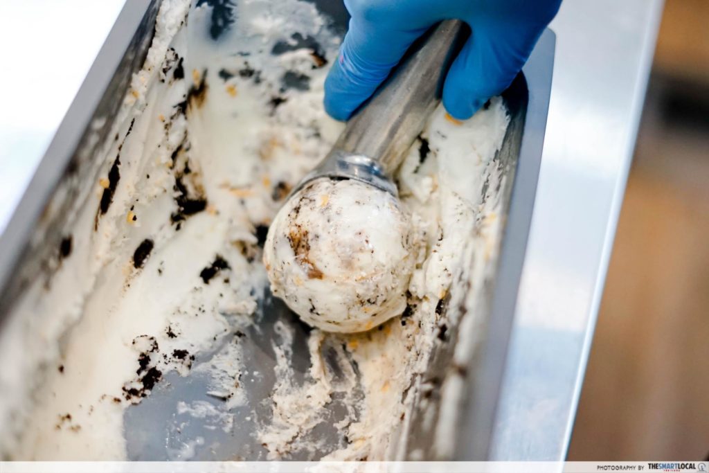 Bucket Berg Serves Giant Homemade Ice Cream Buckets