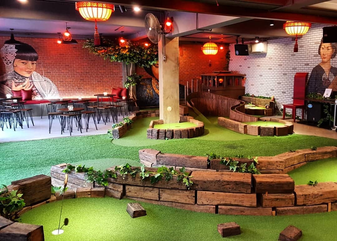 You Can Play Mini Golf And Drink With Friends At This Bar In Bangkok