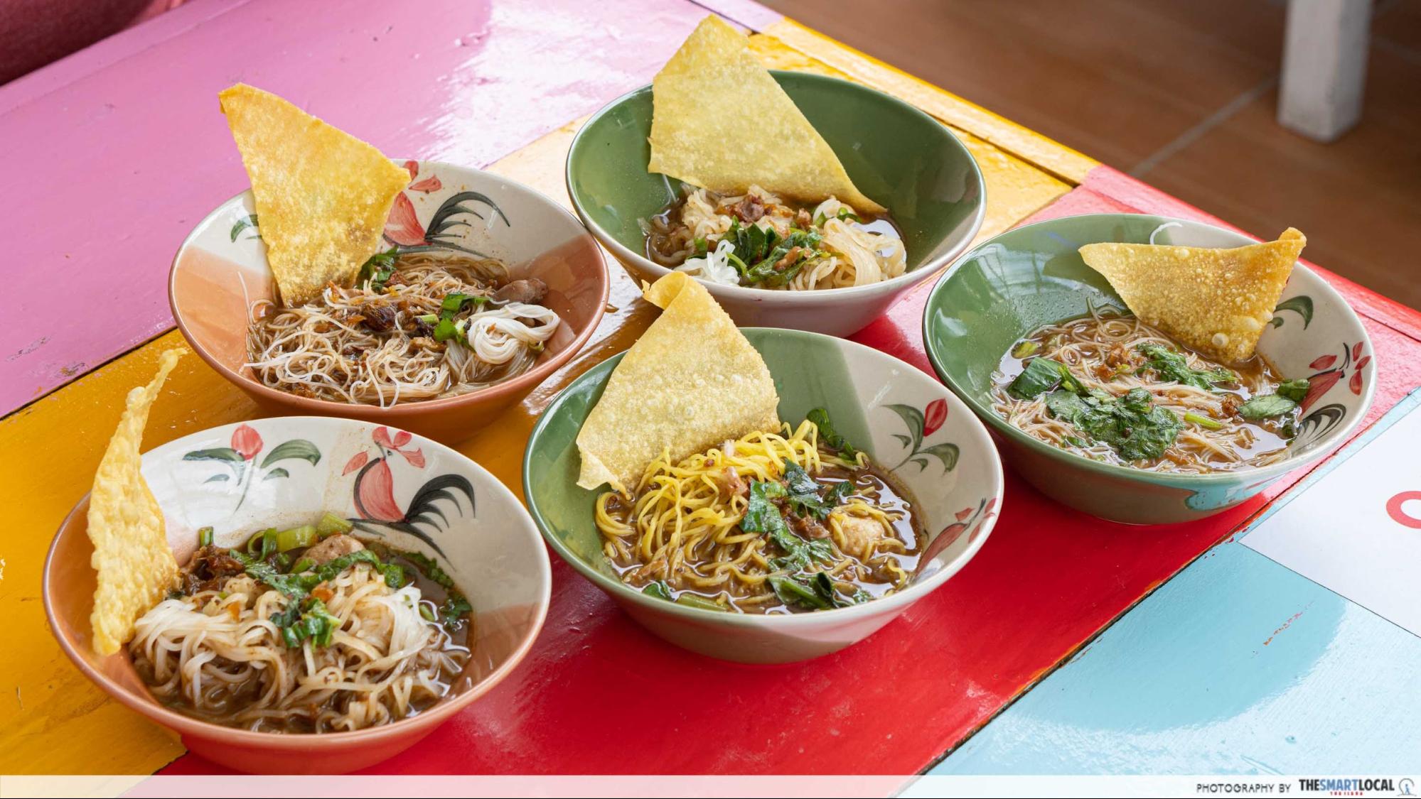 This Boat Noodle Shop Has Buffets With Tea And Desserts For Only ฿49