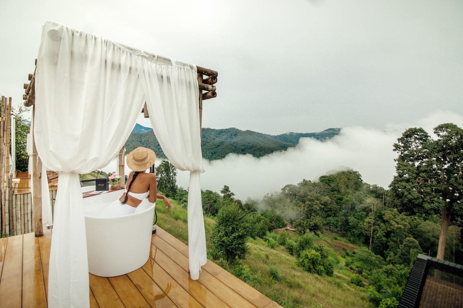 4Sky Chiang Mai Is A Resort With Bubble Domes & Outdoor Bathtubs