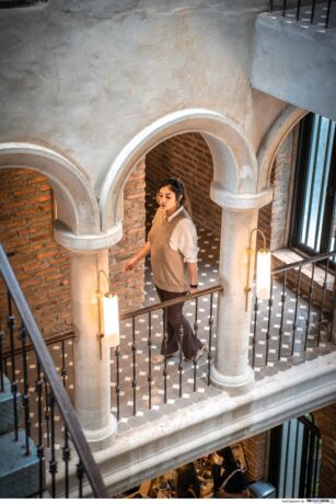 Ittha Boutique Is A Cafe With A Narnia-Like Entrance & Renaissance Vibes