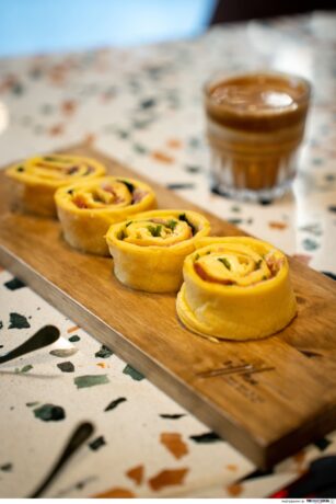 Ittha Boutique Is A Cafe With A Narnia-Like Entrance & Renaissance Vibes