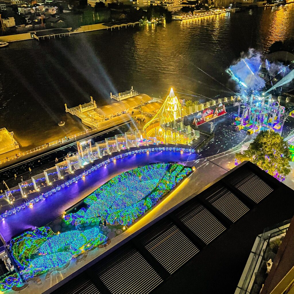 ICONSIAM Hosts Two Festive Light Displays This Christmas