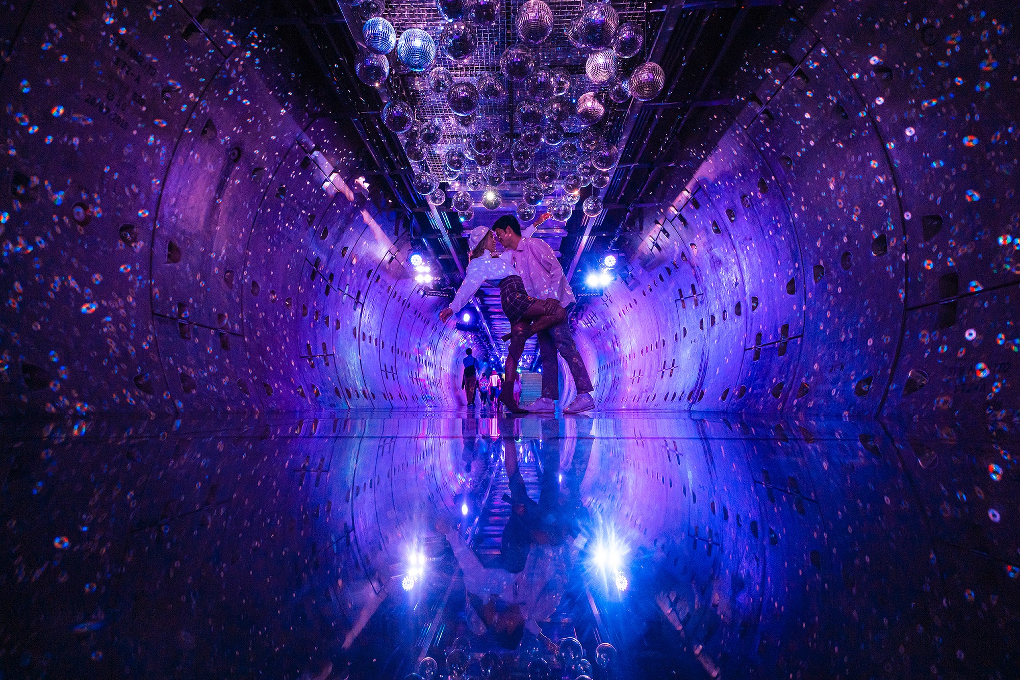 Samyan Mitrtown Disco Tunnel