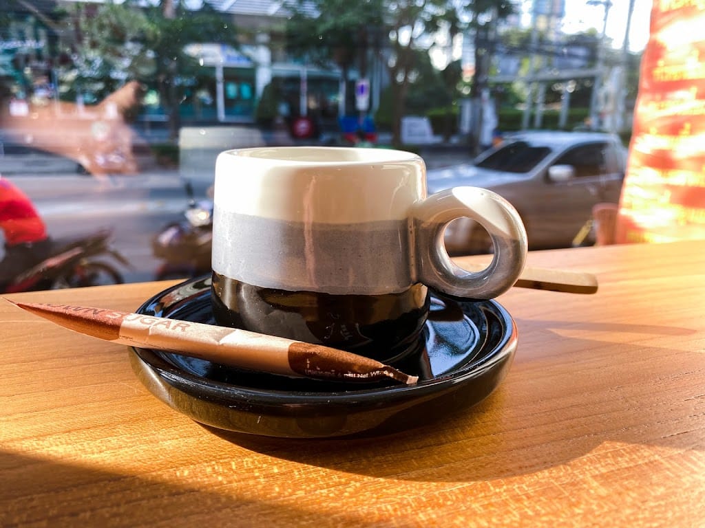 alcove cafe udom suk - coffee