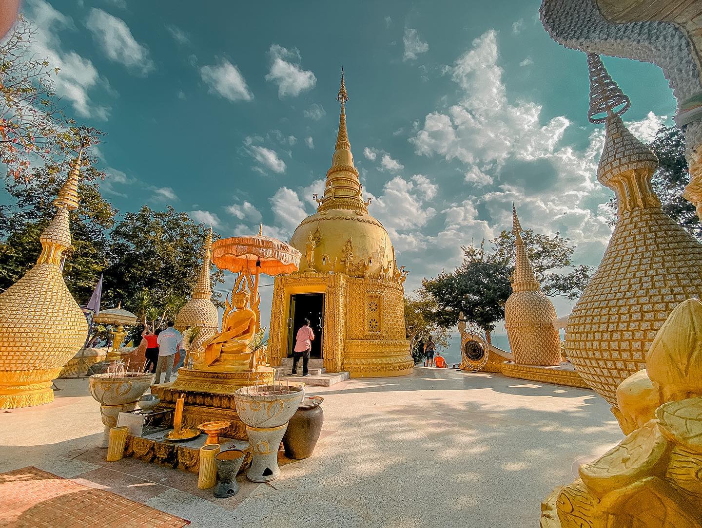 skywalk - golden pagodas