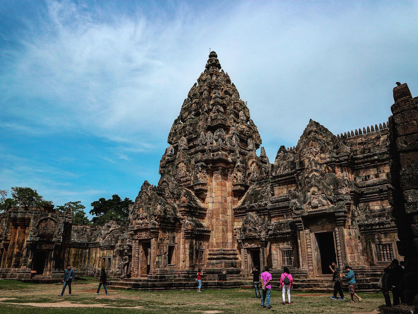 8 historical parks in Thailand - khmer architecture