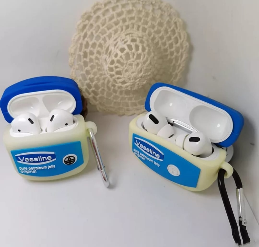 Netizens share images of Vaseline-inspired AirPod cases to the Thai woman. 