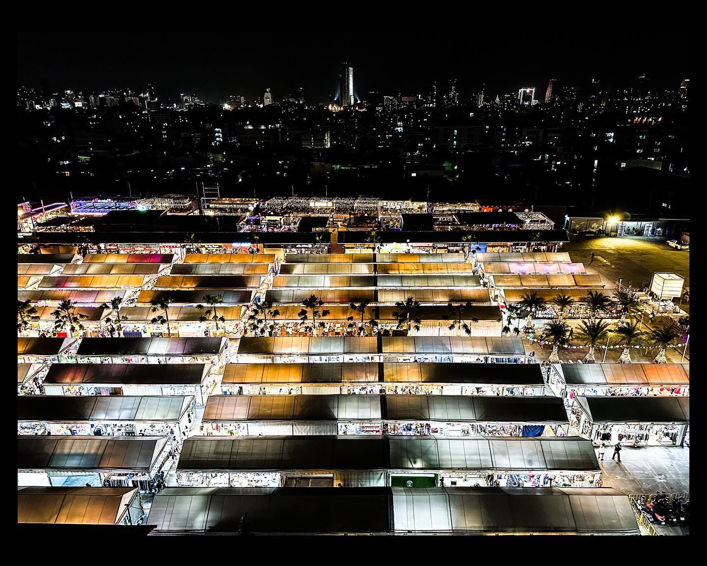 bangkok tourist market