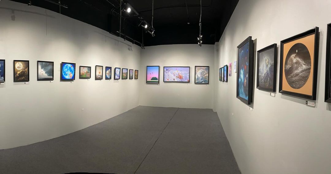 A gallery of artwork at River City Bangkok
