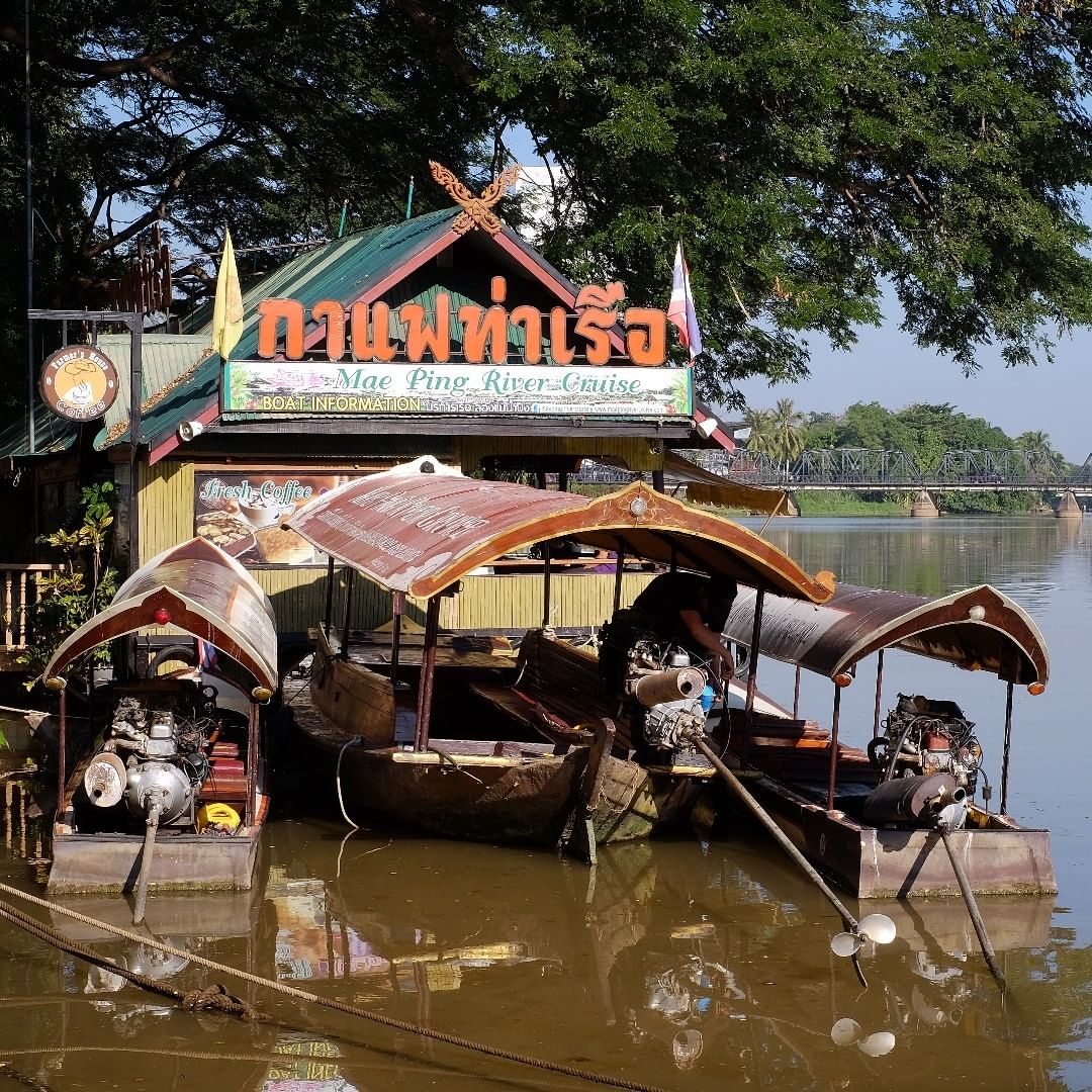 Old school Thai river boats ready for a cruise